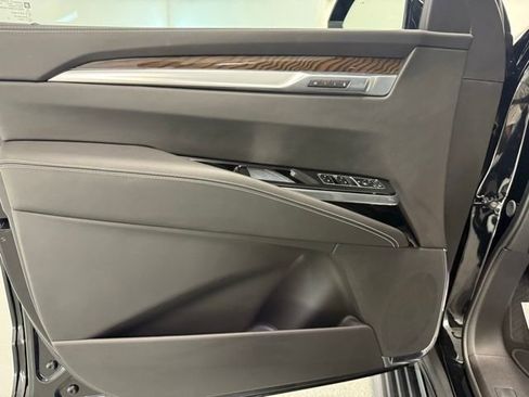 Used 2026 Cadillac Escalade Platinum Sport w/ LPO, ONYX Package image 12