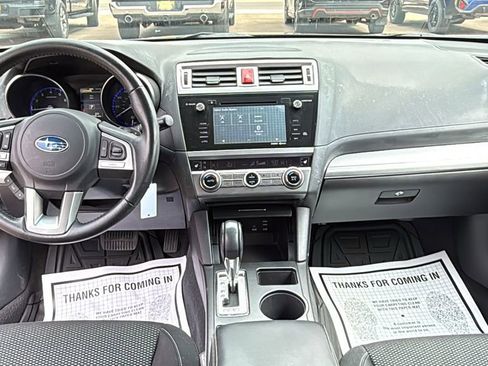 Used 2016 Subaru Outback 2.5i Premium image 16