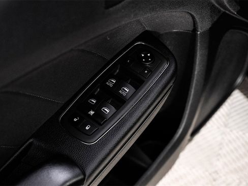 Used 2021 Dodge Charger R/T w/ Blacktop Package image 44