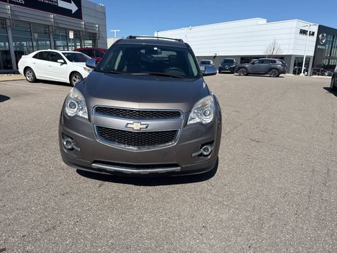 Used 2011 Chevrolet Equinox LTZ image 2