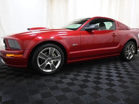 Used 2008 Ford Mustang GT Premium RWD image 5