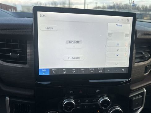 Used 2024 Ford Expedition Limited image 14