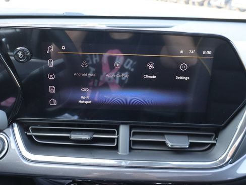 New 2026 Chevrolet Trax ACTIV w/ Sunroof Package FWD image 11