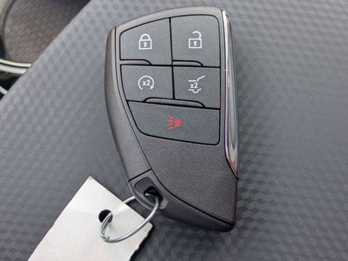 New 2026 Chevrolet Equinox RS w/ Convenience Package III FWD image 36