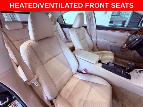 Used 2014 Lexus ES 300h w/ Luxury Package w/Bamboo Trim FWD image 10