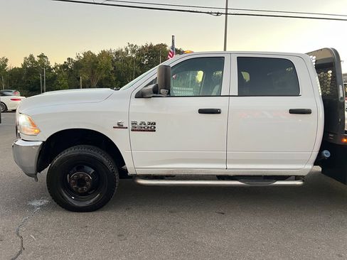 Used 2018 RAM 3500 Tradesman w/ Chrome Appearance Group image 6