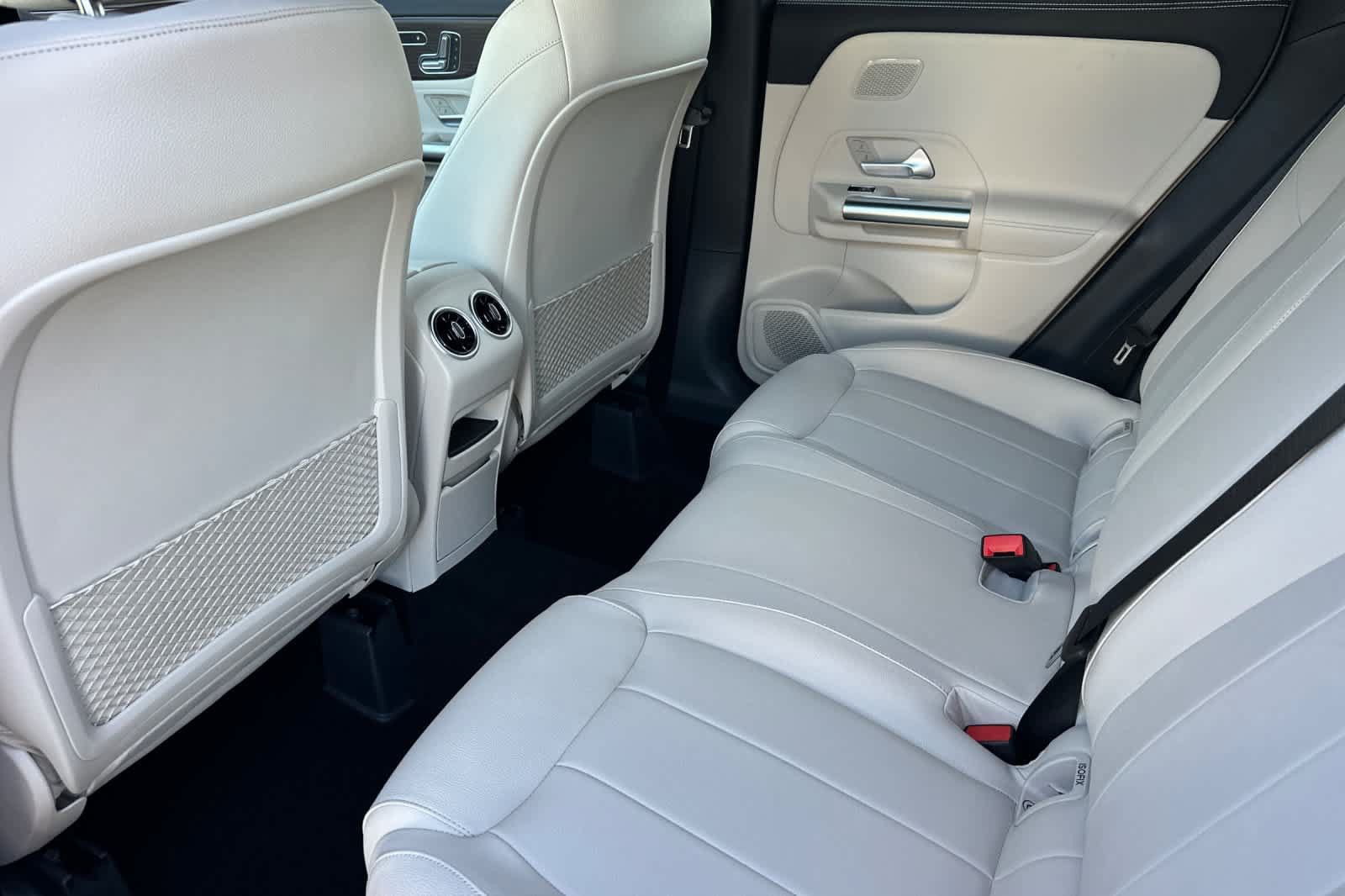 New 2026 Mercedes-Benz GLA 250 4MATIC image 11