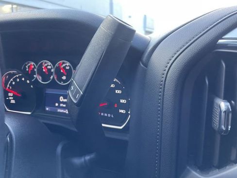 Used 2022 Chevrolet Silverado 1500 LT image 20