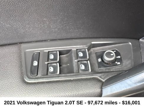 Used 2021 Volkswagen Tiguan SE FWD image 24