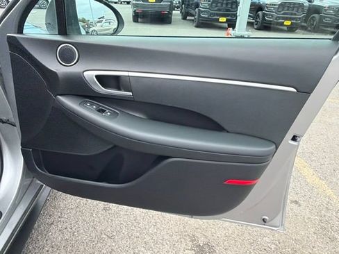 Used 2020 Hyundai Sonata SE w/ Cargo Package FWD image 8