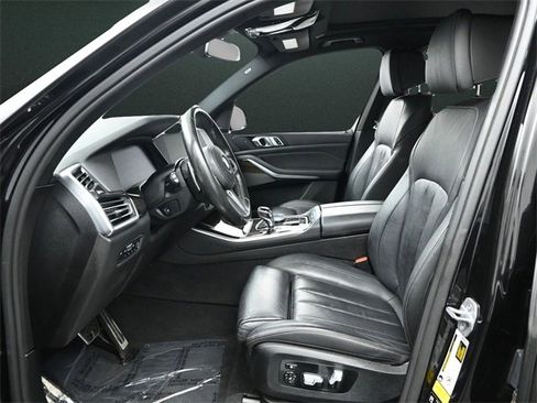 Used 2019 BMW X5 xDrive40i w/ M Sport Package image 11