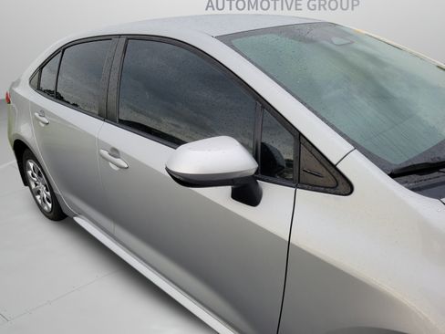 Used 2023 Toyota Corolla LE FWD image 9