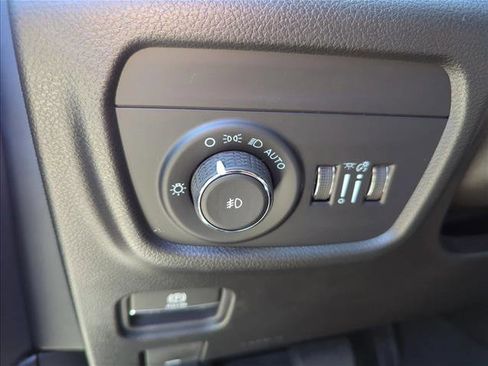 New 2026 Jeep Grand Cherokee L Limited AWD/4WD image 15