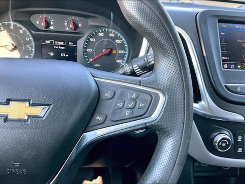 Used 2021 Chevrolet Equinox LS w/ LS Convenience Package FWD image 12