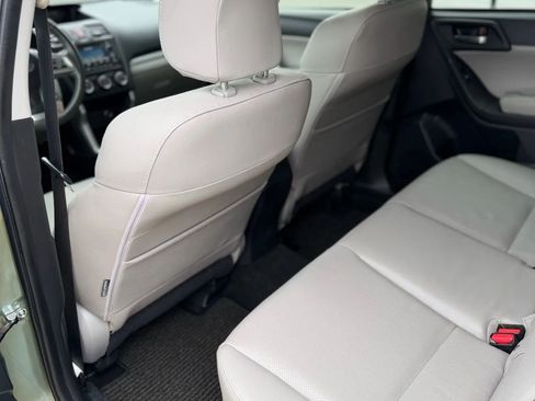 Used 2015 Subaru Forester 2.5i Limited w/ Popular Package #1 AWD/4WD image 12