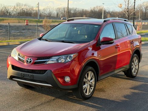 Used 2014 Toyota RAV4 Limited w/ Technology Package image 4