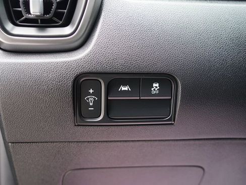 Used 2023 Kia Sorento S image 13