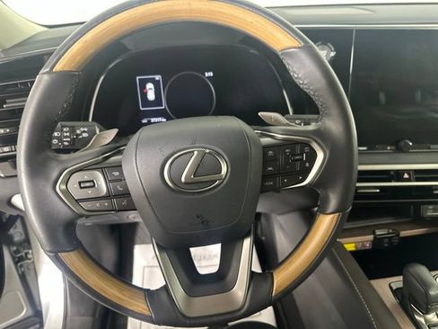 Used 2024 Lexus RX 350 Premium w/ Accessory Package AWD/4WD image 14
