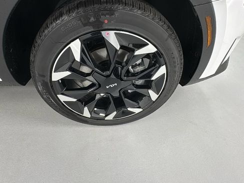 New 2025 Kia Sorento EX w/ Panoramic Sunroof Package image 9