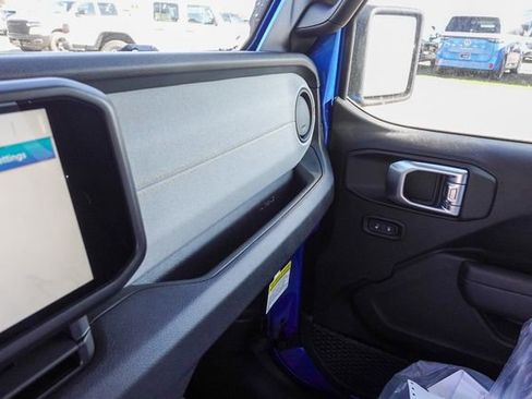 New 2026 Jeep Gladiator Sport image 22