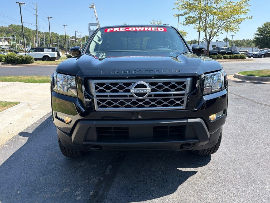 Used 2022 Nissan Frontier SV AWD/4WD image 7