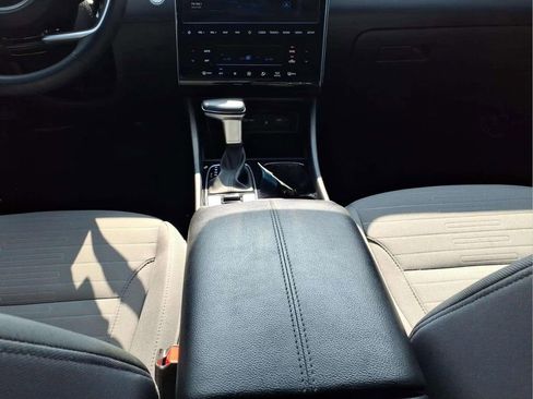 Used 2023 Hyundai Santa Cruz SEL Premium w/ Winter Package image 17