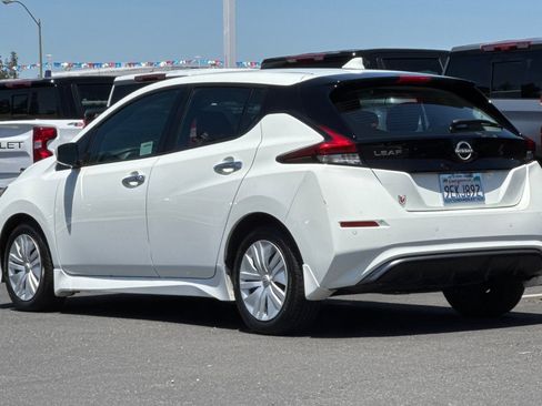 Used 2023 Nissan Leaf S FWD image 4