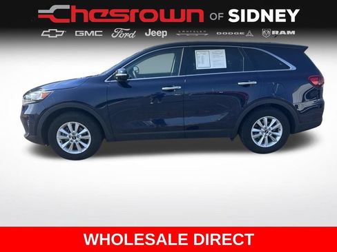 Used 2020 Kia Sorento FWD V6 image 2