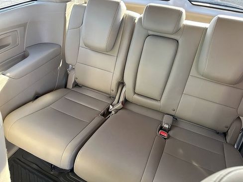 Used 2012 Honda Odyssey Touring image 15