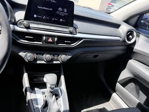 Used 2022 Kia Forte LXS FWD image 16