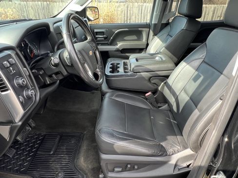 Used 2018 Chevrolet Silverado 1500 LT w/ All Star Edition image 33