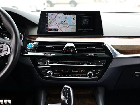 Used 2017 BMW 540i xDrive AWD/4WD image 38