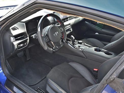 Used 2026 Toyota Supra RWD image 9