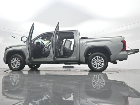 Used 2024 Toyota Tundra SR5 w/ SR5 Premium Package AWD/4WD image 53