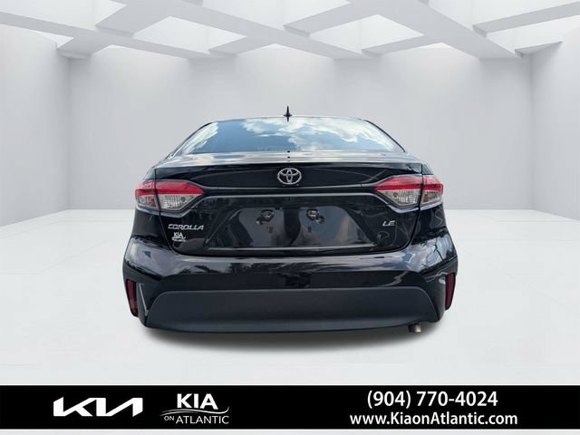 Used 2024 Toyota Corolla LE FWD image 4