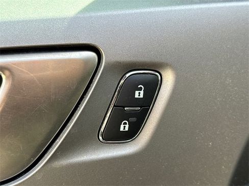 Used 2019 Ford Ranger XLT w/ Equipment Group 302A Luxury image 21