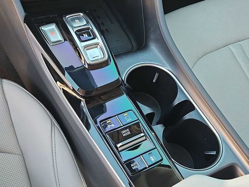 Used 2023 Hyundai Sonata Limited image 33