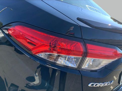 New 2026 Toyota Corolla SE FWD image 14