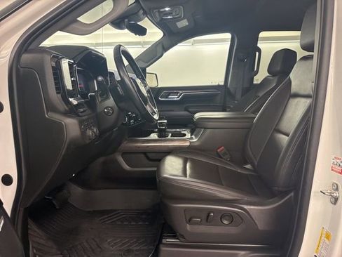 Used 2024 Chevrolet Silverado 1500 LTZ image 23