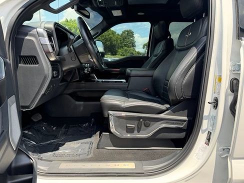 Used 2023 Ford F450 Platinum w/ FX4 Off-Road Package AWD/4WD image 12