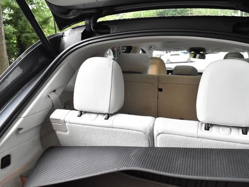Used 2023 Mercedes-Benz EQS 450+ SUV image 37