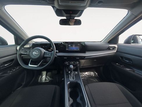 Used 2025 Nissan Kicks S AWD/4WD image 17