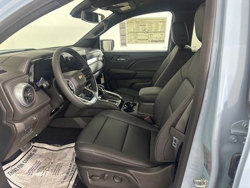 New 2025 Chevrolet Colorado LT w/ LT Convenience Package image 19