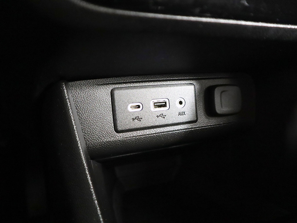 Used 2021 Buick Encore GX Preferred FWD image 44