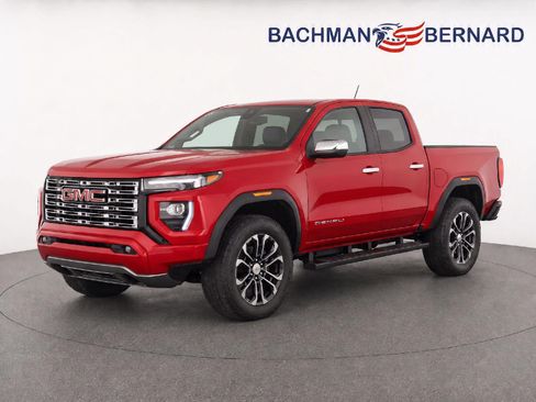 Used 2026 GMC Canyon Denali AWD/4WD image 3