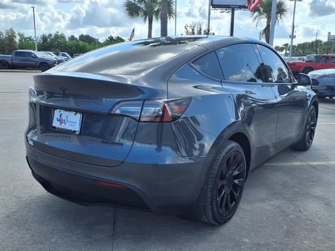 Used 2020 Tesla Model Y Long Range AWD/4WD image 5