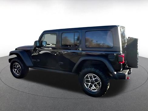 Used 2025 Jeep Wrangler Unlimited Rubicon image 8