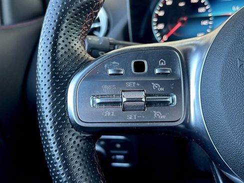 Used 2022 Mercedes-Benz GLA 250 image 21