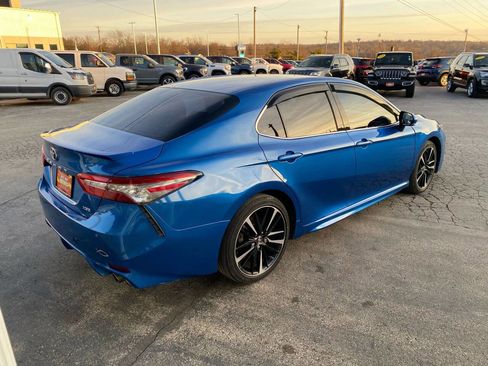 Used 2018 Toyota Camry XSE image 7