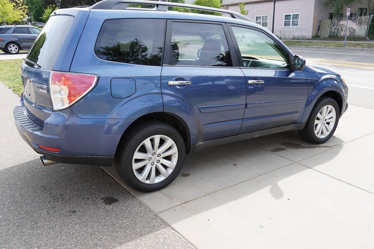 Used 2012 Subaru Forester 2.5X Premium AWD/4WD image 10